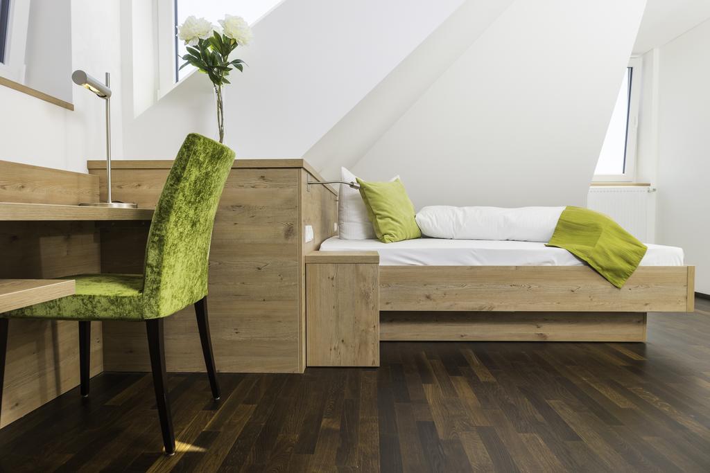 Hotel Rheingold Gailingen Kamer foto